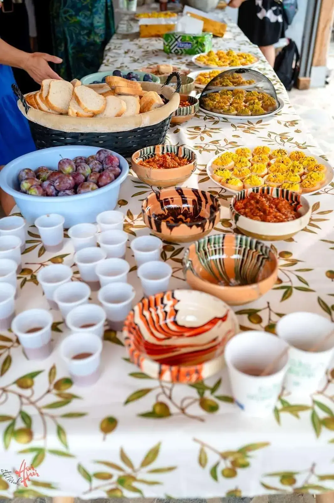 SEEDS Afterschool: masă cu bucate tradiționale